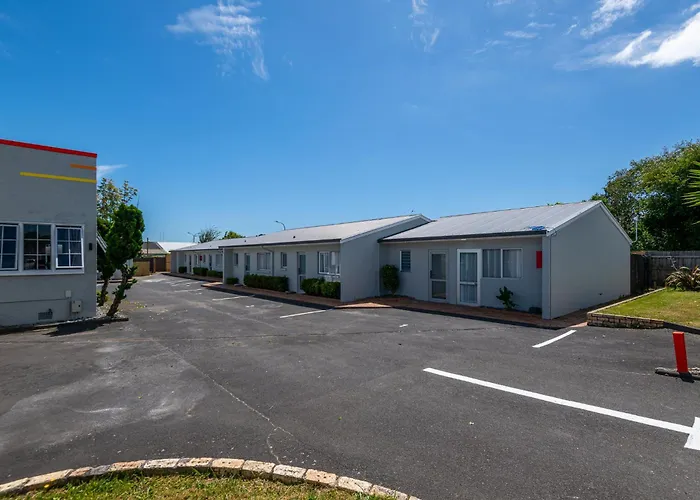 Aurora City Suites Motel